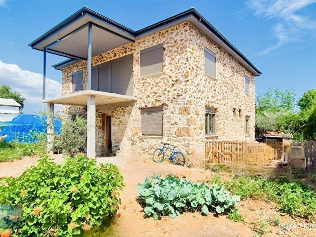 ANTALYA DÖŞEMEALTISATILIK MÜSTAKİL 2 KATLI SIFIR 6+1 TAŞ BİNA