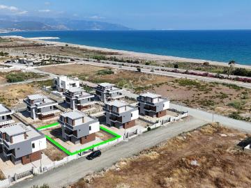 Antalya Finkum Bölgesinde 320 M2 Alanlı Deniz Manzaralı Villa