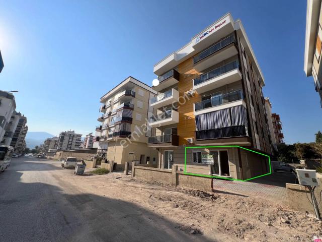 Antalya Kumluca Merkez Mah. Sıfır 1+1 Daire ofis Tapulu