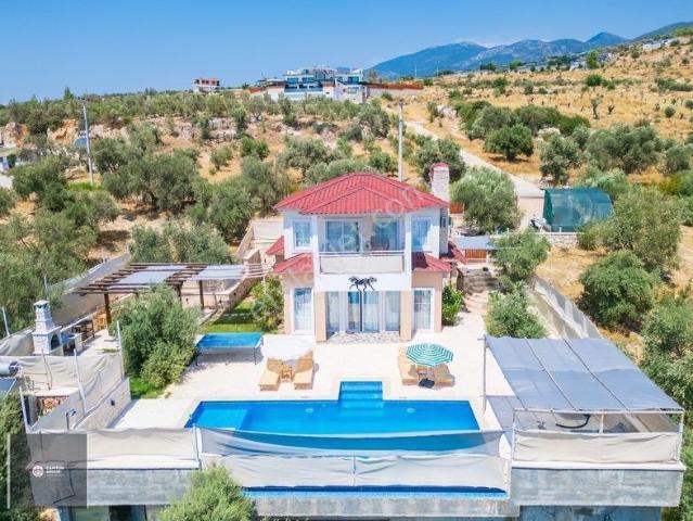 Antalya Kaş Kalkanda 7 Dönüm Arazi İçinde Satılık Villa