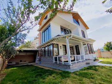 Antalya Kadriye'de Satılık 4+1 Müstakil Villa
