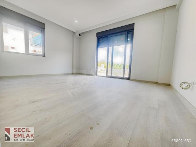 ANTALYA KEMERDE SATILIK SIFIR HAVUZLU 1+1 DAİRE