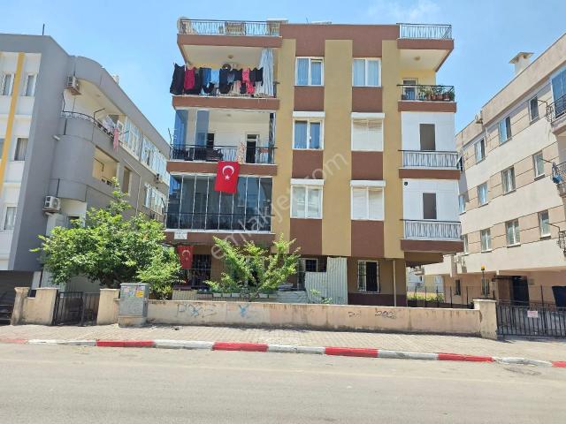 Antalya Kepez Şafak Mahallesinde Güney Cephe Satılık 3+1 Daire