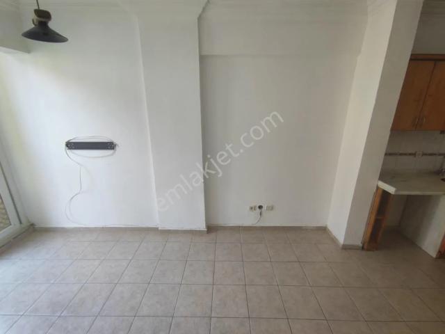 Antalya Kepez Gülverende Kiralık 1+1 Ara Kat Daire No.20660