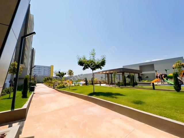 Antalya Kepez Göçerler Mh Pınarlar Sitesinde Lüx 2+1 Daire