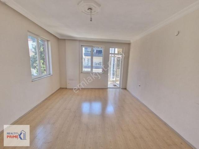 Antalya Kepez Karşıyakada 3+1 Kiralık Geniş Daire