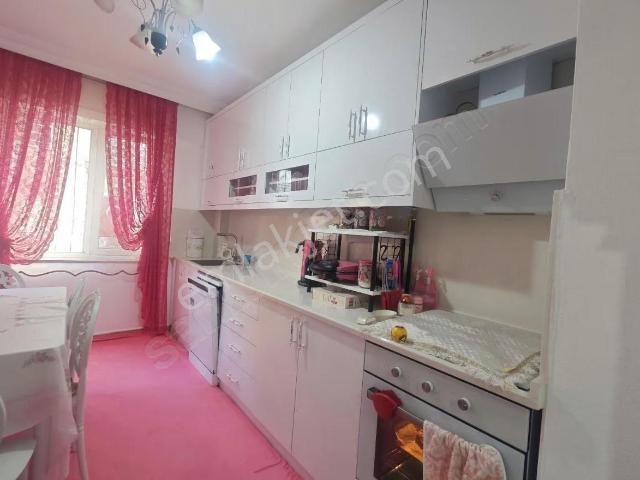 Antalya Kepez Karşıyakada Satılık Geniş 2+1 Ayrı Mutfaklı