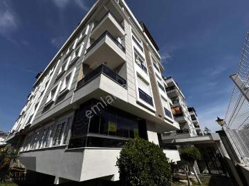 Antalya Konyaaltı Hurma Merkezde Satılık Geniş 1+1 Daire