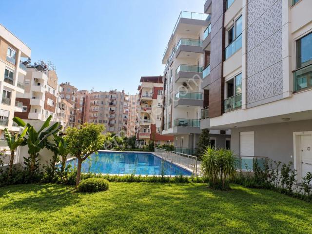 Antalya Konyaaltı Hurmada 2+1 – Rezidans'ta Kiralık Daire