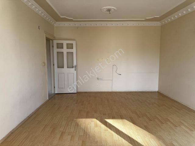 Antalya Konyaaltı Pınarbaşı Satılık 2+1 Daire