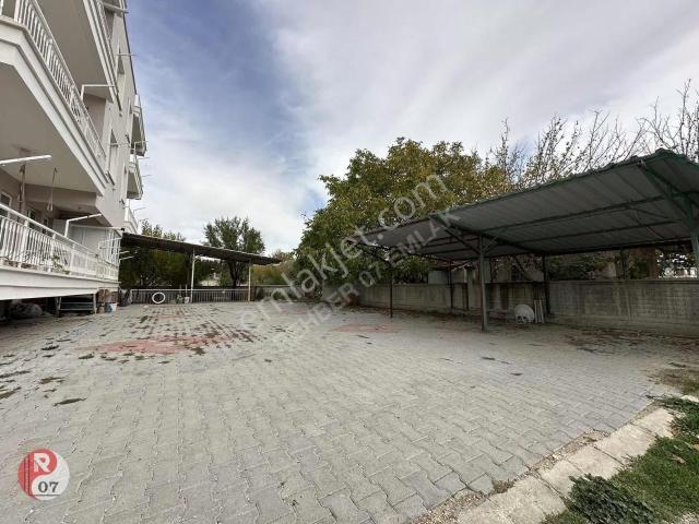 Antalya Korkuteli Uzunoluk Mahallesinde Satılık 3+1 Köşe Daire