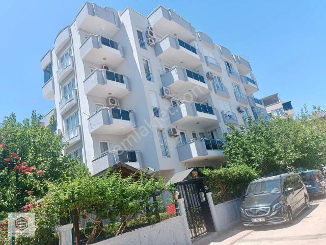 Antalya Lara Çağlayan Yalı Caddesinde Arakat Şık Daire