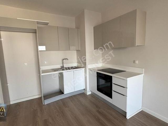 Antalya Sur Yapı'da En Geniş Tip 1+1 Kiralık Daire