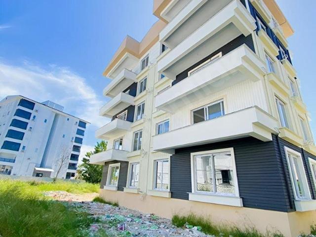 ANTALYA SERİKTE MERKEZİ KONUMDA 2+1 LÜKS SATILIK DAİRELER
