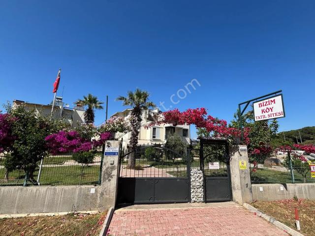 Antalya Serik Kadriye'de Satılık 4+1 Villa site İçerisinde