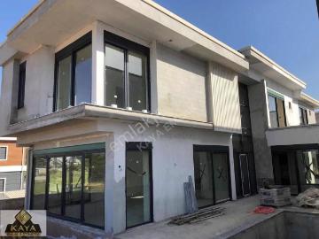 Antalyaspor Antreman Sahası Yakını 7+1 414 M2 Lüks Villa