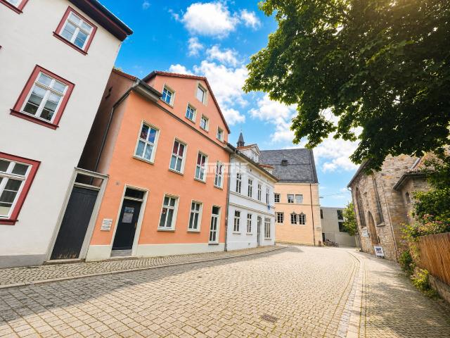 antaris Immobilien GmbH *Altstadtflair trifft Charakter Ihre besondere Fläche im Herzen Erfurts