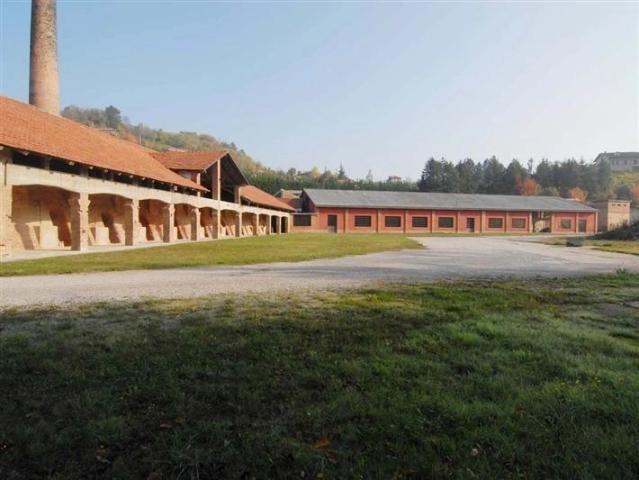 Antica fornace in vendita a Monforte d'Alba m² Monforte d'Alba