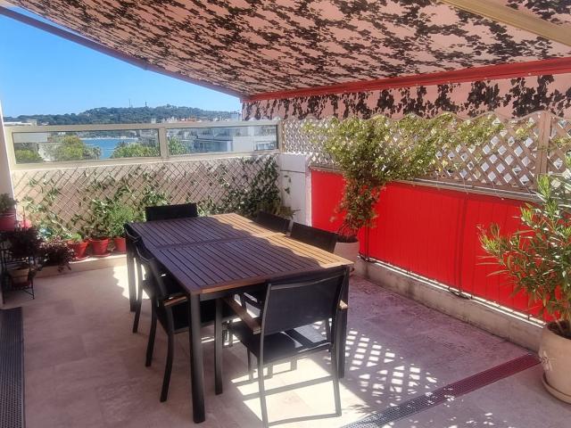 Antibes Albert 1Er 4 Pièces Dernier Étage Terrasse Vue Mer P. 95m² Antibes