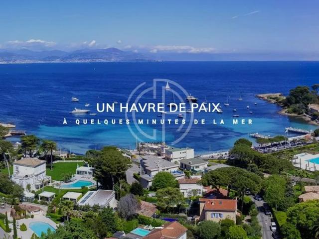 ANTIBES CAP D'ANTIBES Appartements de grand luxe Neufs