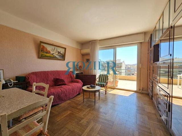 ANTIBES VUE MER PANORAMIQUE Appartement 2 Pièces 42,10 m2 Ca