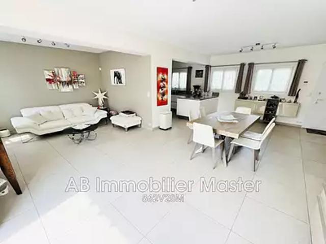 Antibes 06600 Achat / Vente maison 5 pièces t5 parking