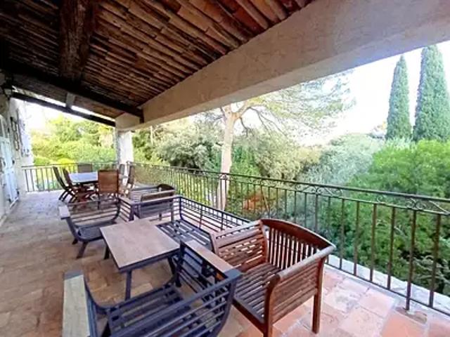 Antibes 06600 Achat / Vente maison 5 pièces t5 piscine jardin