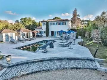 Antibes 06600 Location maison piscine