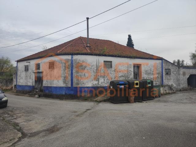 Moradia T5 em Torres Novas