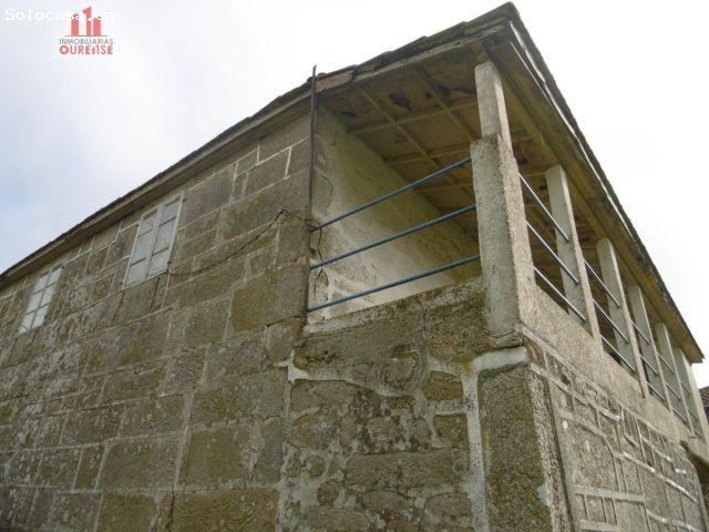 ANTIGUA CASONA DE PIEDRA CON JARDÍN PARA REFORMAR EN FERREIROS