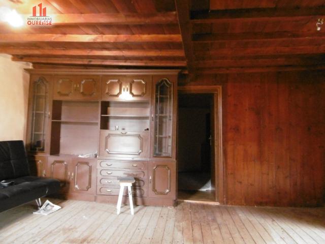 ANTIGUA CASA PARA REFORMAR CERCA DEL POLÍGONO DE SAN CIBRAO