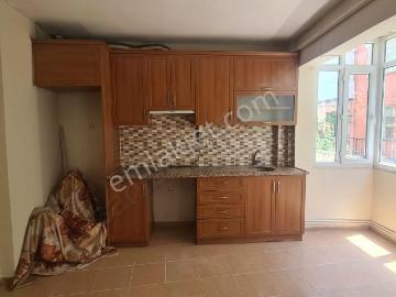 Antika Gayrimenkul'den Ceylinparkı Karşısı Kiralık Daire