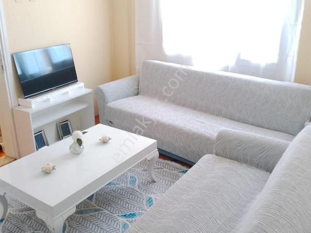 Antika Gayrimenkul'den Eşyalı Asansörlü Kiralık Cadde Üstü Daire