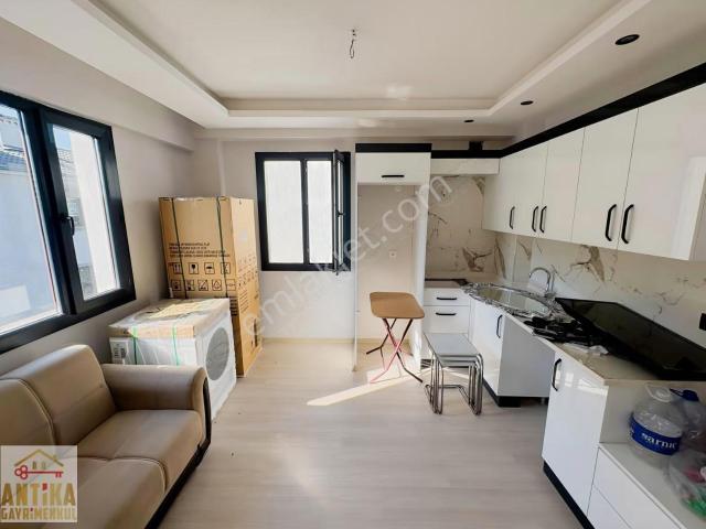 Antika Gayrimenkul'den Bengisu Mahallesinde Kiralık 1+1 Daire