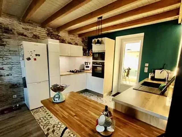 Antonne et Trigonant 24420 Achat / Vente maison 5 pièces t5 au dernier étage parking
