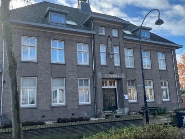 Antoniusstraat 8