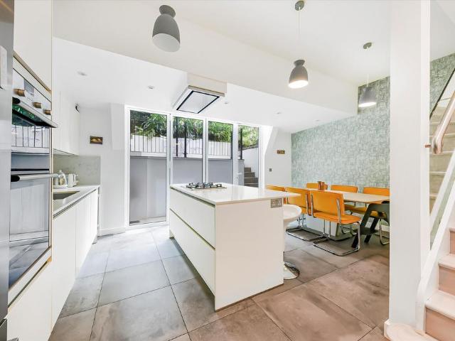 Antrim Grove, Belsize Park, London, NW3 4 bed townhouse to rent £9,997 pcm £2,307 pw