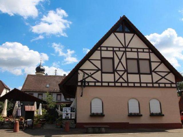 Anwesen mit 3 Gebäuden