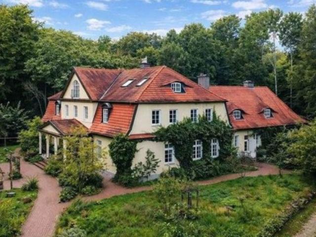 Anwesen Seminarhaus Wohnhaus Wald Wiese See Uckermark