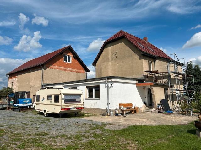 Anwesen 6183m2 mit Bauland, Wohnhaus und Scheune