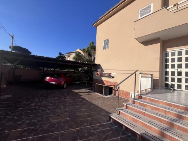 ANZIO LIDO SIRENE 240m² Lavinio lido di Enea