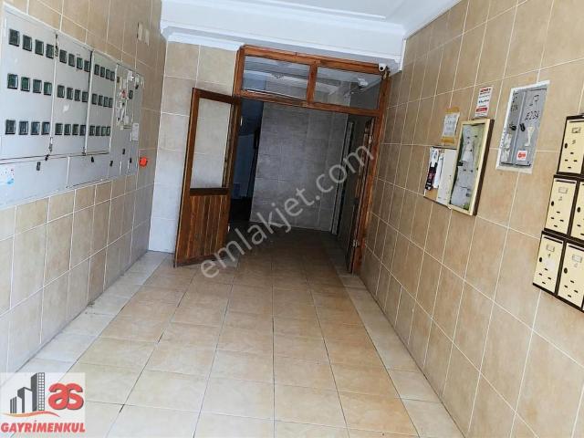 As Emlak Şirintepede Kombili Arakat Asansörlü Eşyalı Kiralık 1+1
