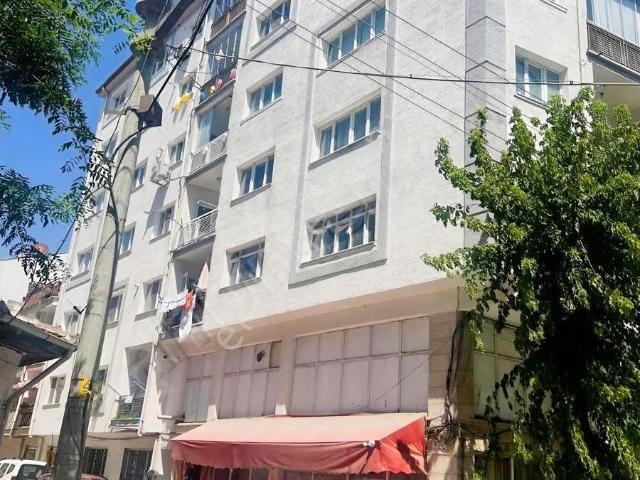 As Emlak'tan Hacıali Beyde Cd.asansörlü Balkonlu Kiralık 3+1