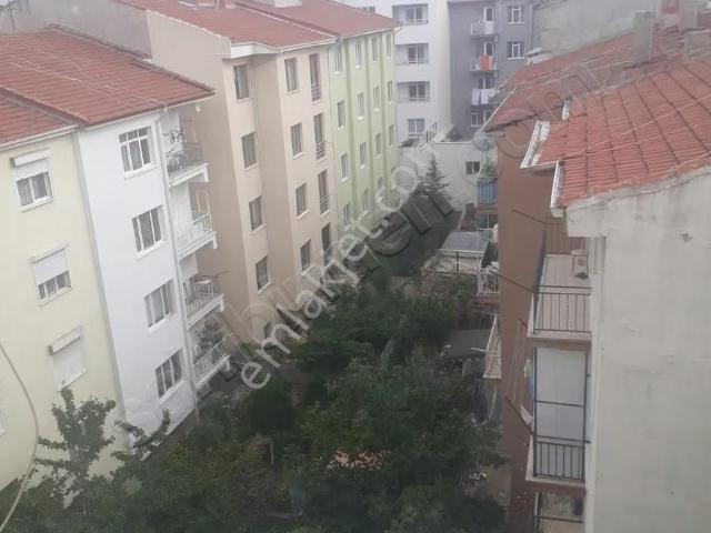 As Gayrimenkulden Kırmızıtoprak Mh. 1+1 Asansörlü Ara Kat