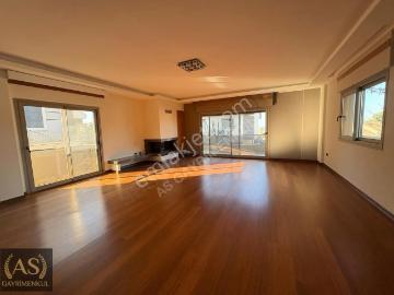 Güzelbahçe, İzmir ili, Ege Bölgesi - Asansör