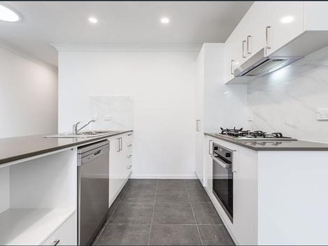 AS NEW 4 BEDROOM DUPLEX IN CAMERON GROVE ESTATE