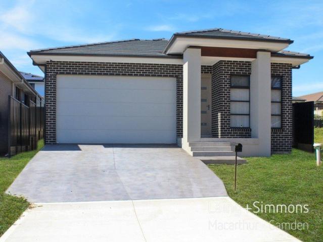 As New 4 Bedroom + Study