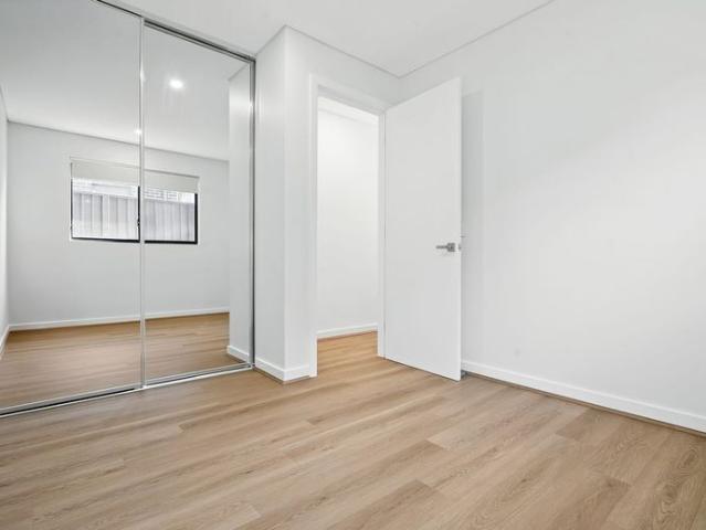As new Granny Flat in Glenmore Park