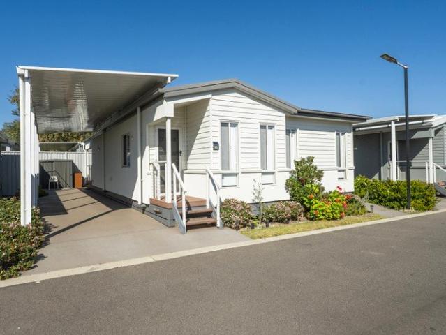 AS NEW DOWNSIZING DONE RIGHT!