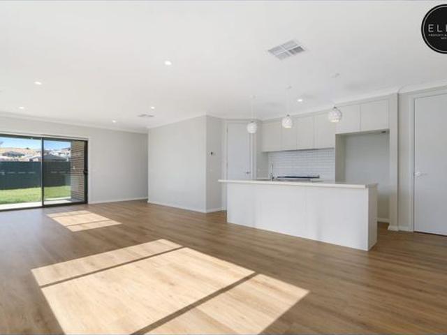 AS NEW HOME IN SOUGHT AFTER LENEVA ESTATE